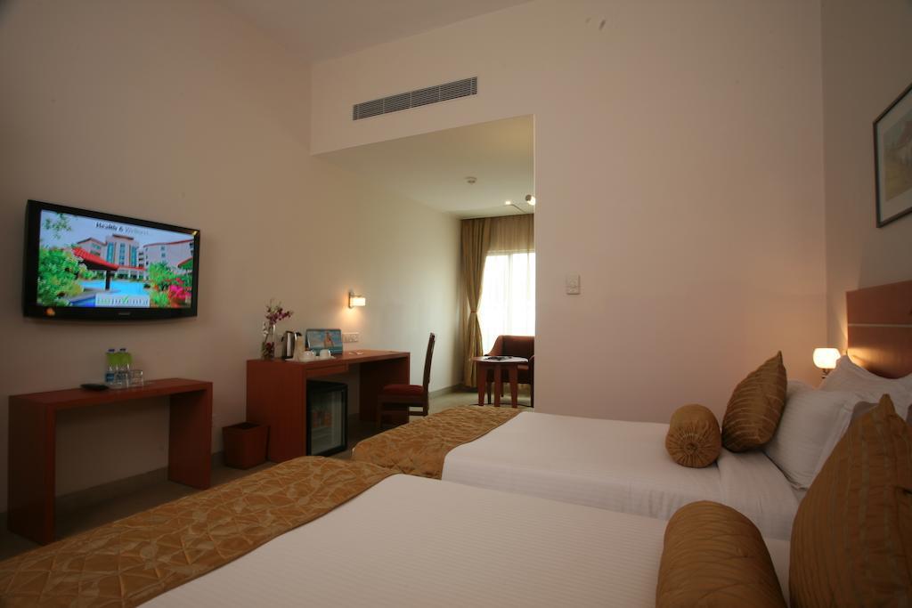 Leonia Holistic Destination Hotel Shamirpet Szoba fotó