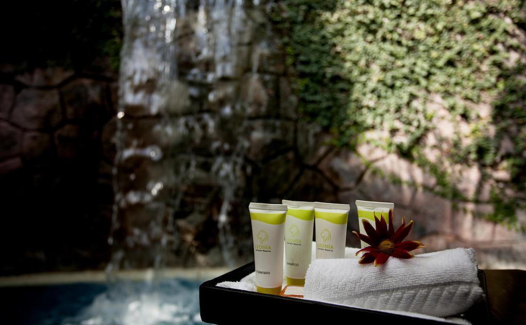Leonia Holistic Destination Hotel Shamirpet Szoba fotó